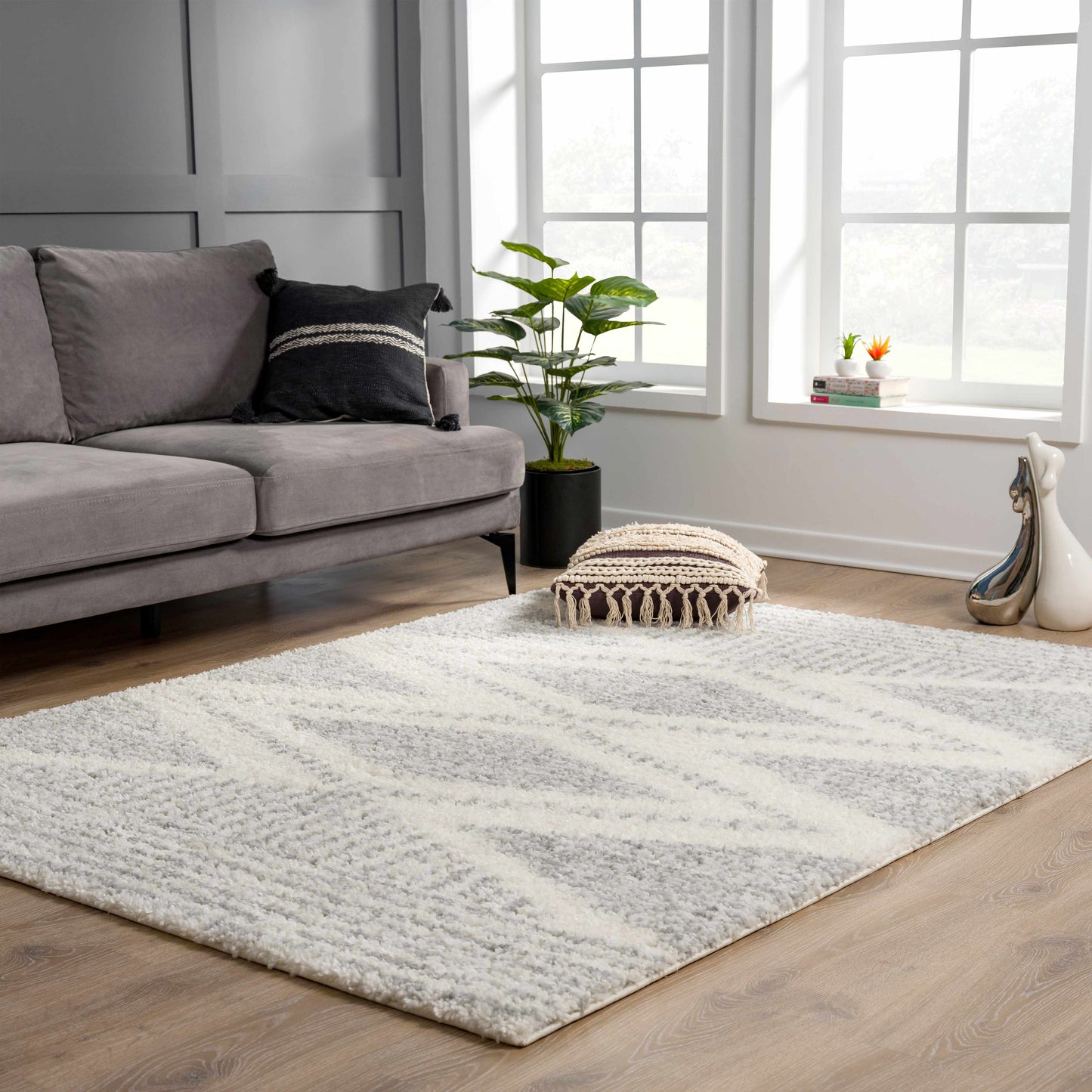 Gray Plush Area Rug - Cozy Home Decor Accent
