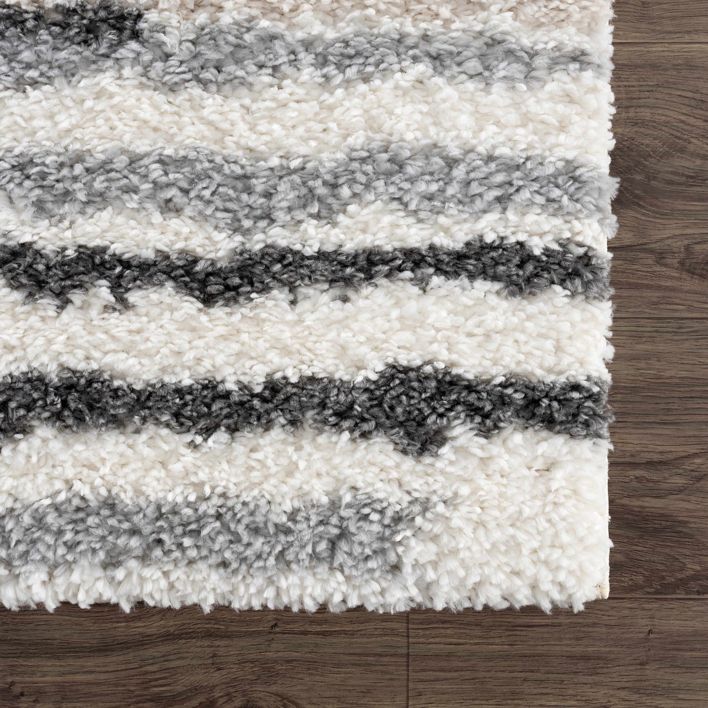 Zoya Striped Area Rug - Modern Home Décor Rug