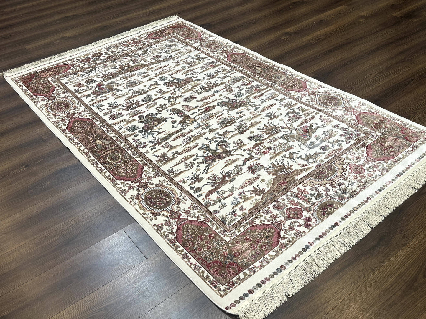 Turkish Silk Rug 5x8 Ivory Hunting Design Animal Pictorials Bamboo Silk