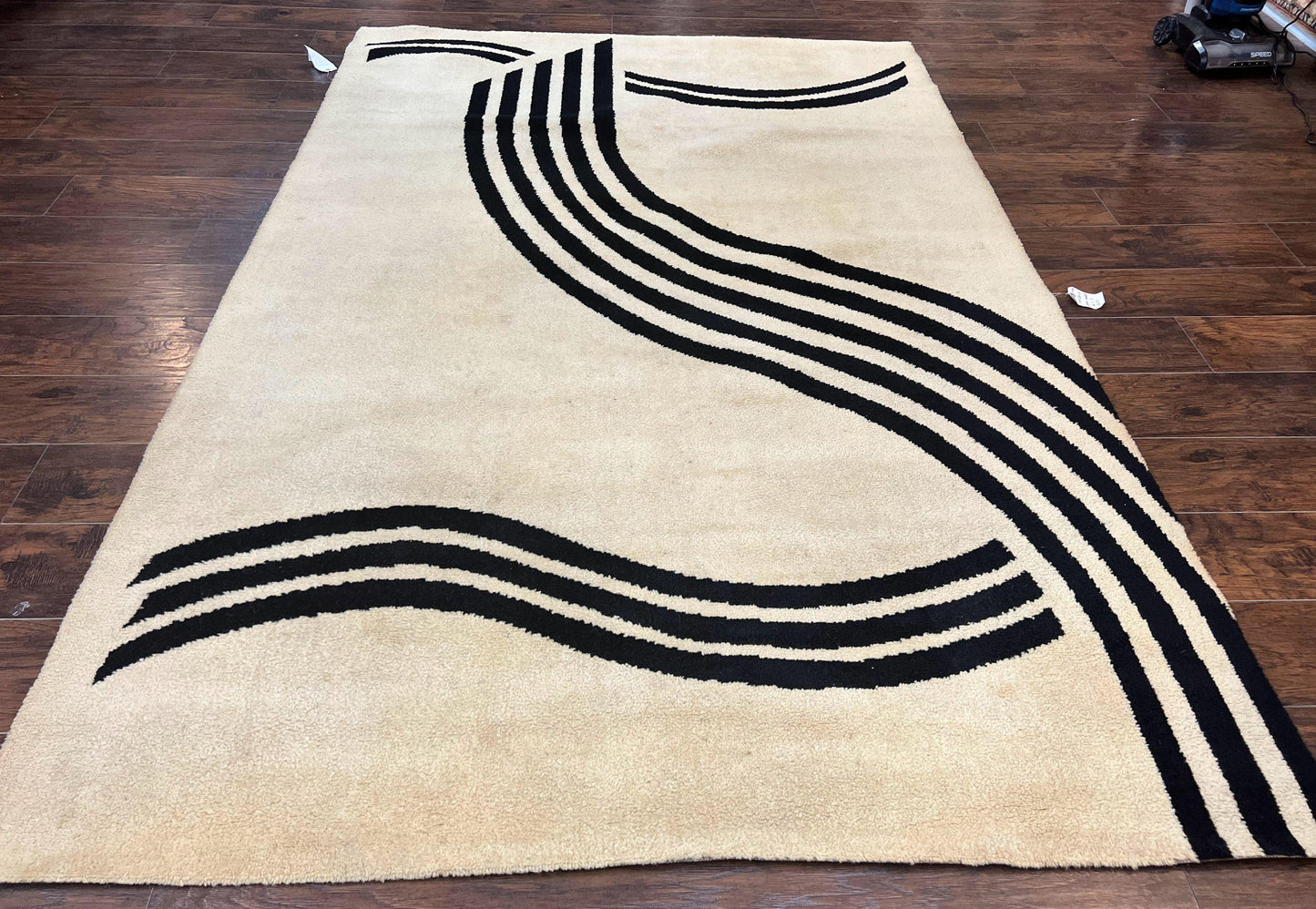 Modern Rug 6x9 Cream and Black Abstract Pattern Wool Area Rug