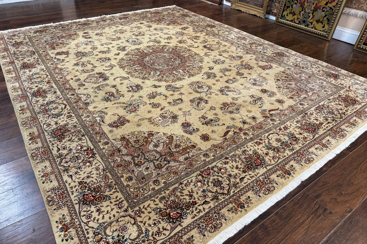 Sino Persian Rug 8x10, Wool and Silk Highlights, 290 KPSI, Floral Medallion