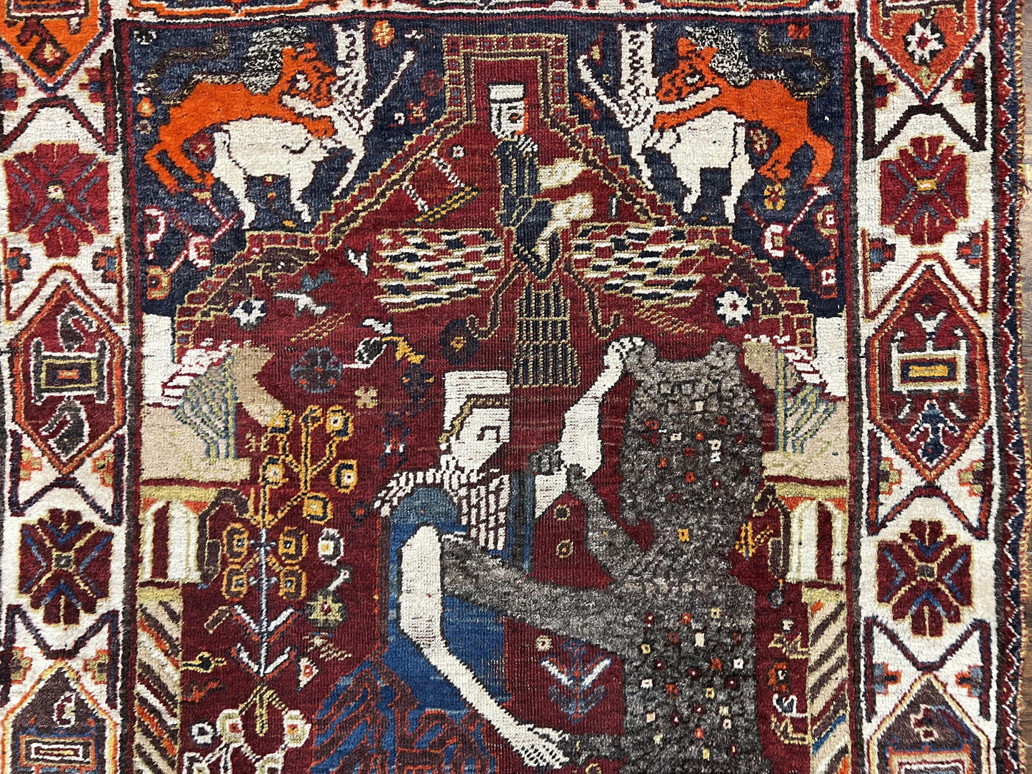 Persian Shiraz Pictorial Rug Antique Handmade Wool Lions Tribal Rug 3.6 by 5