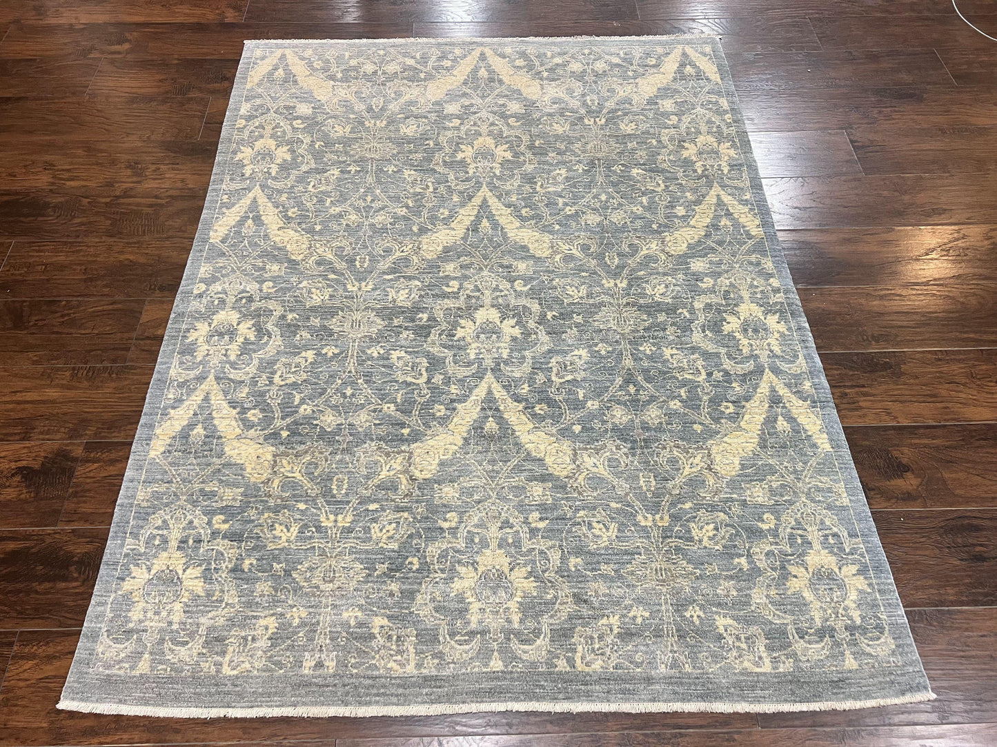 Handmade Pakistani Wool Rug 5x6.6 Floral Pattern Spanish Style Vintage Charm