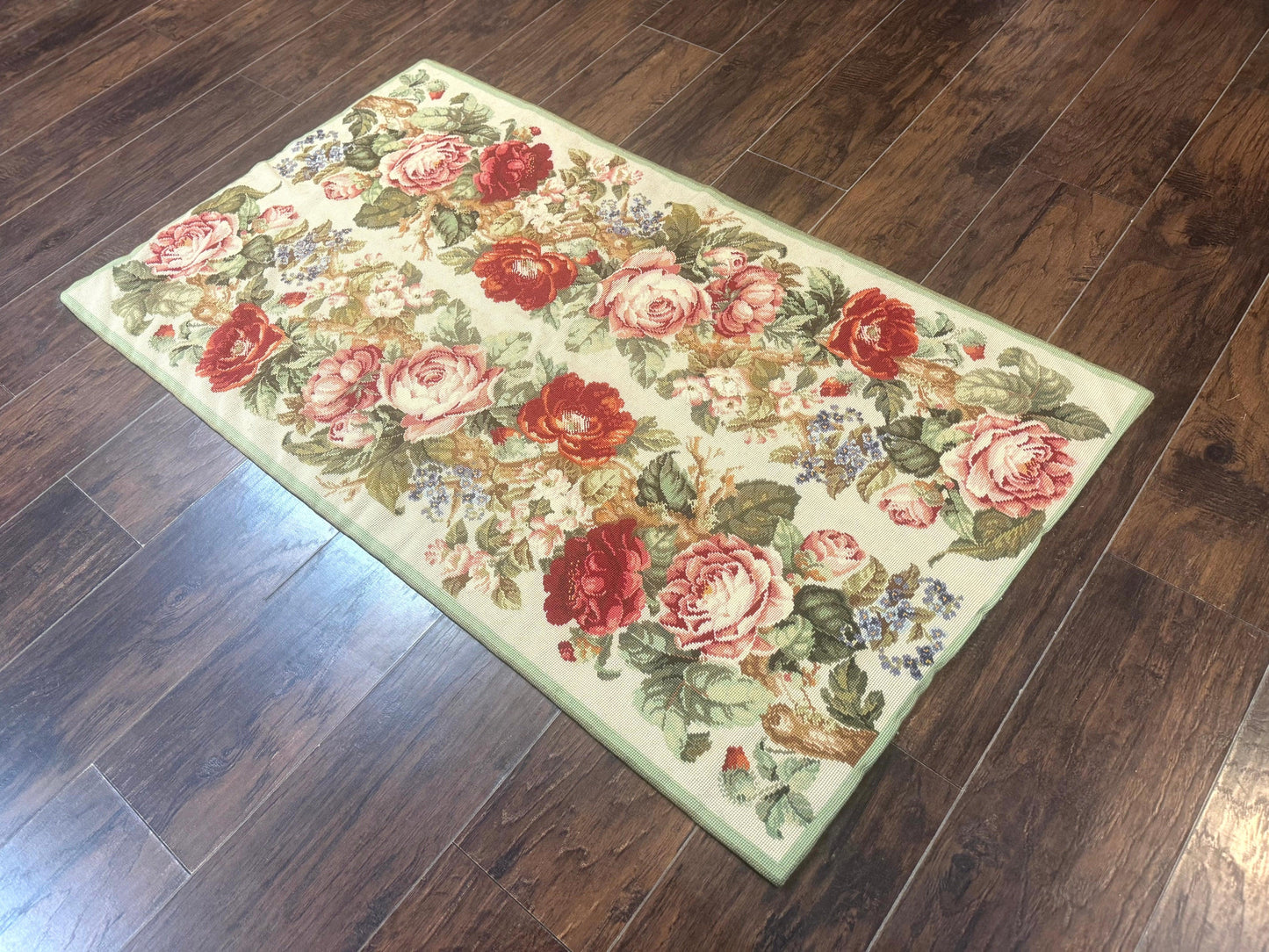 Small Needlepoint Rug 2.8 x 4.7, Floral, Vintage