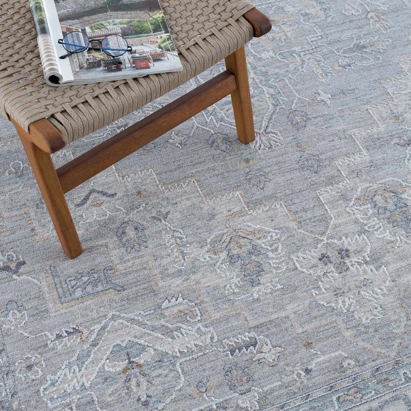 Modern Geometric Area Rug - Stylish Home Decor for Earlsfield