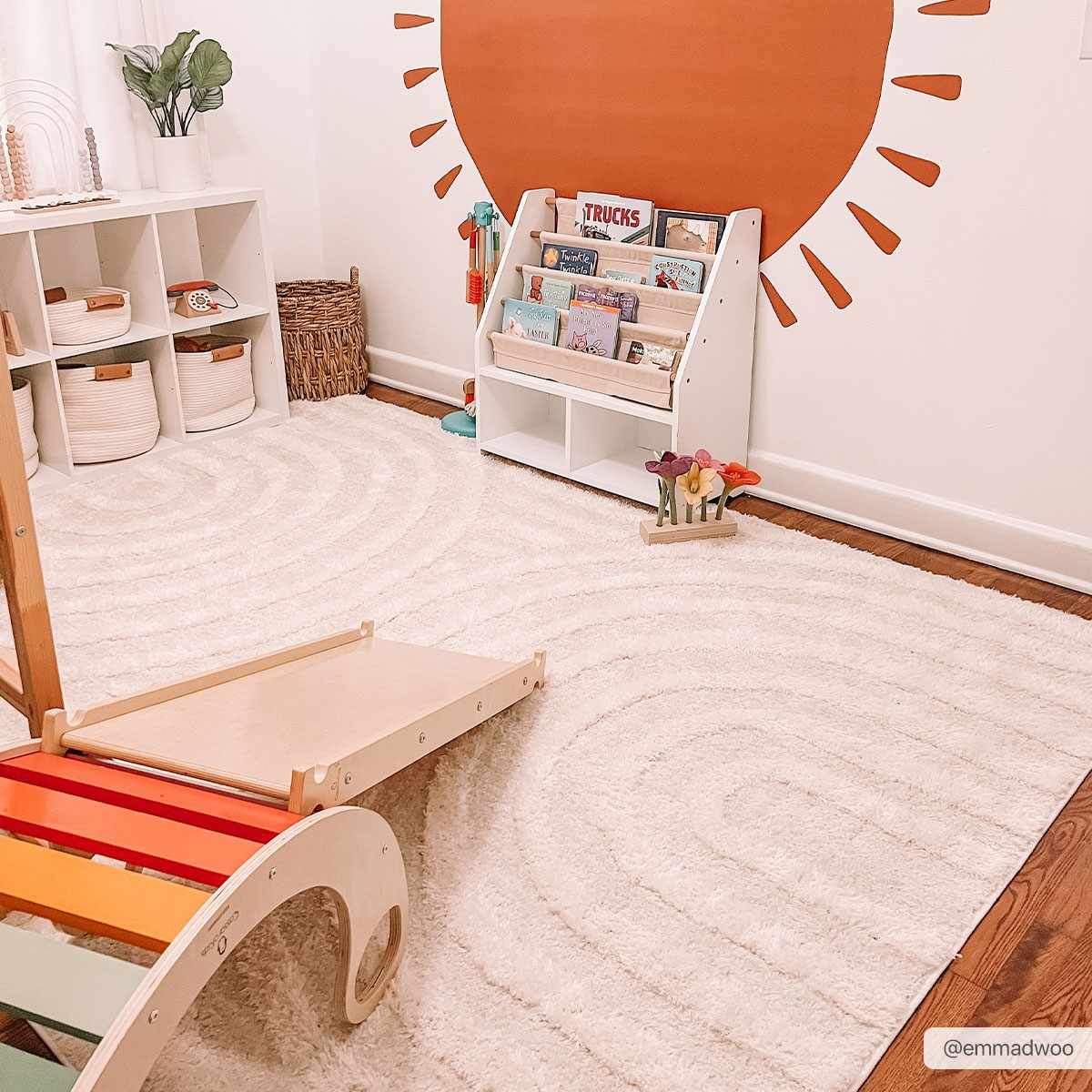 Arnel Cream Area Rug - Soft Elegant Cozy Home Décor