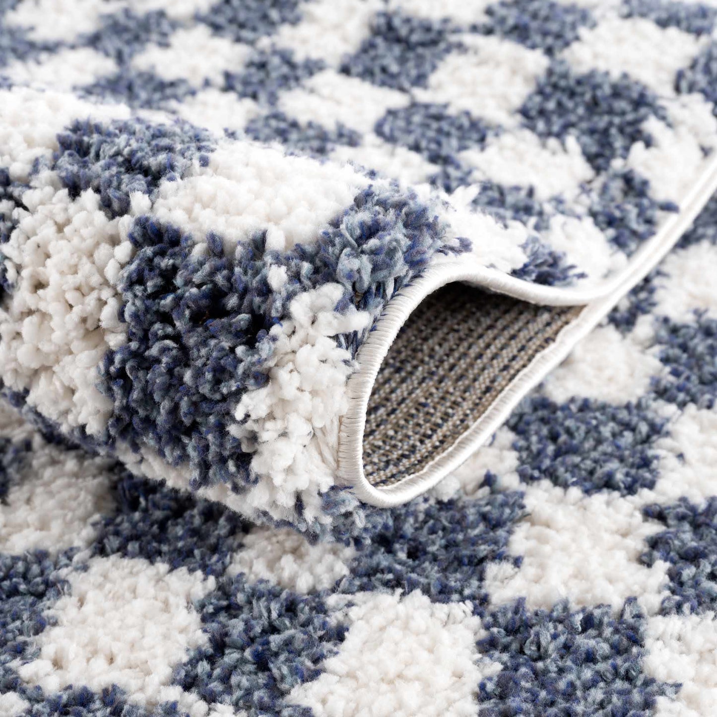 Blue White Checkered Area Rug - Stylish Home Decor Accent