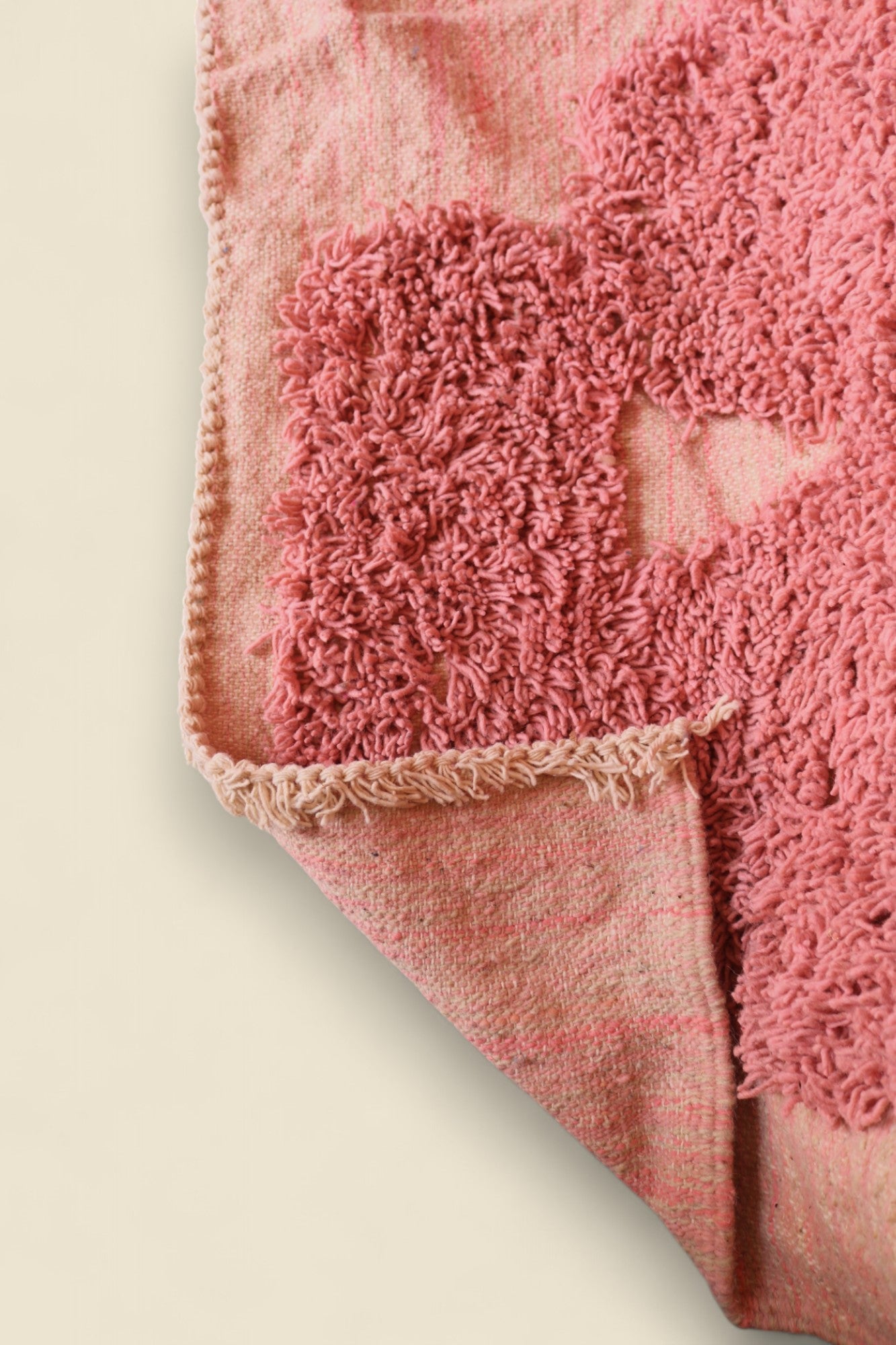 Talyat Berber Moroccan Rug – Pink Wool Shag Design