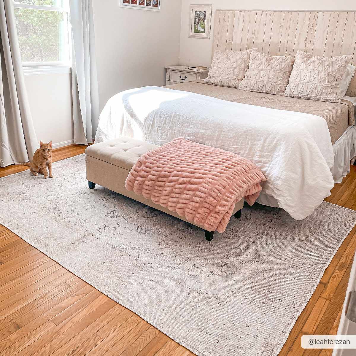Vintage Washable Flat Pile Rug - Timeless Bethany Design for Home Decor
