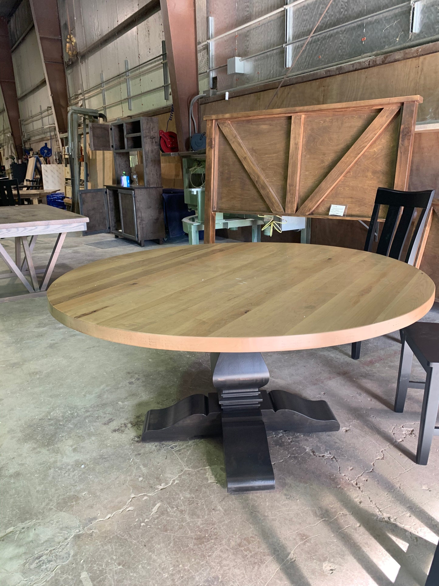 Banks Pedestal Round Dining Table With Kiln Maple Top And Oak Option