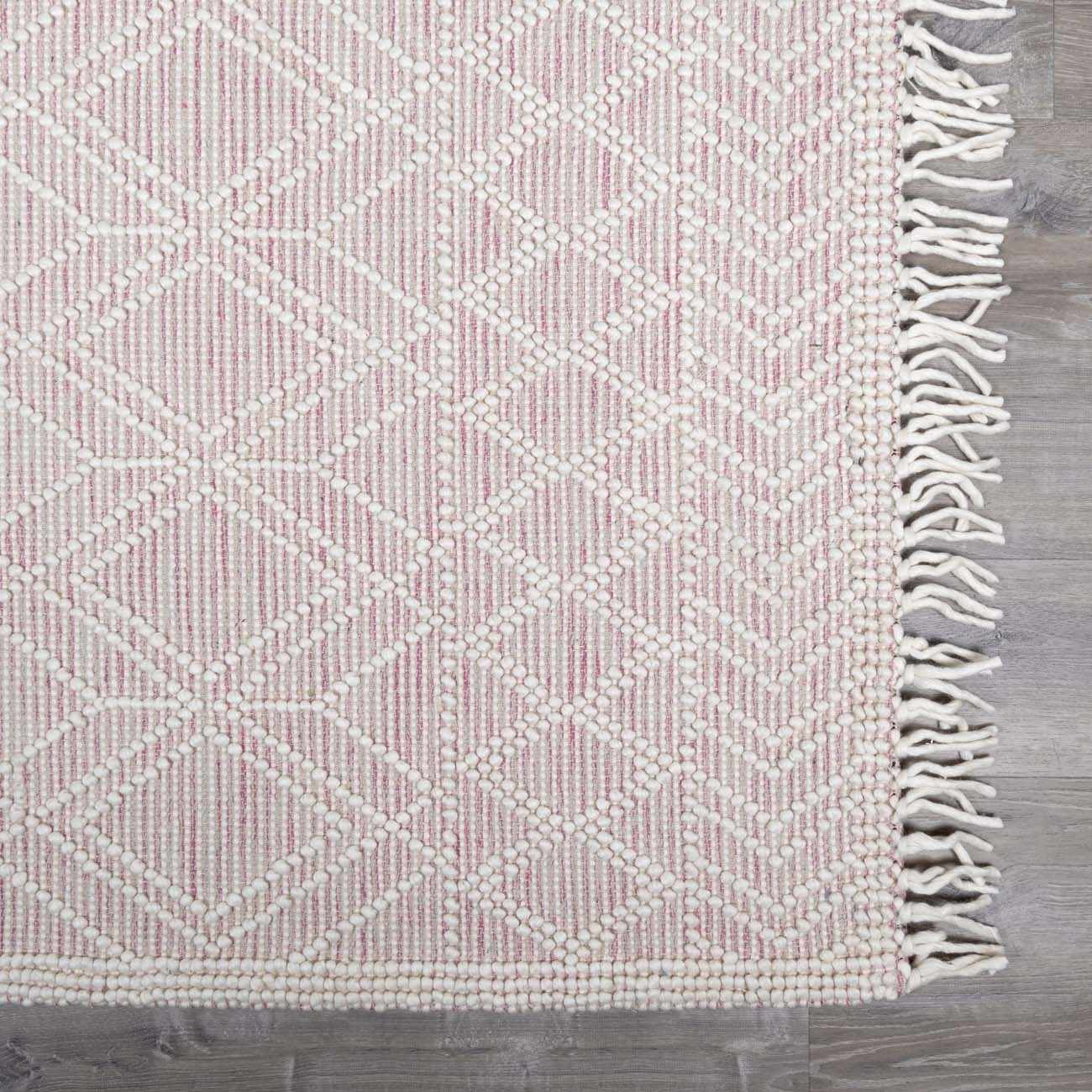 Soft Pink Wool Area Rug - Cozy Stylish Home Décor