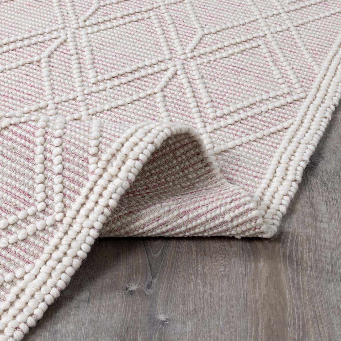 Soft Pink Wool Area Rug - Cozy Stylish Home Décor