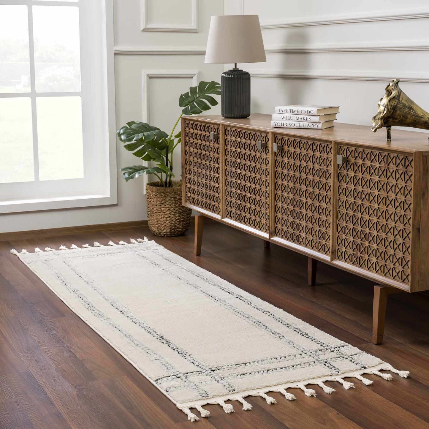 Modern Geometric Area Rug - Black and White Stylish Home Décor