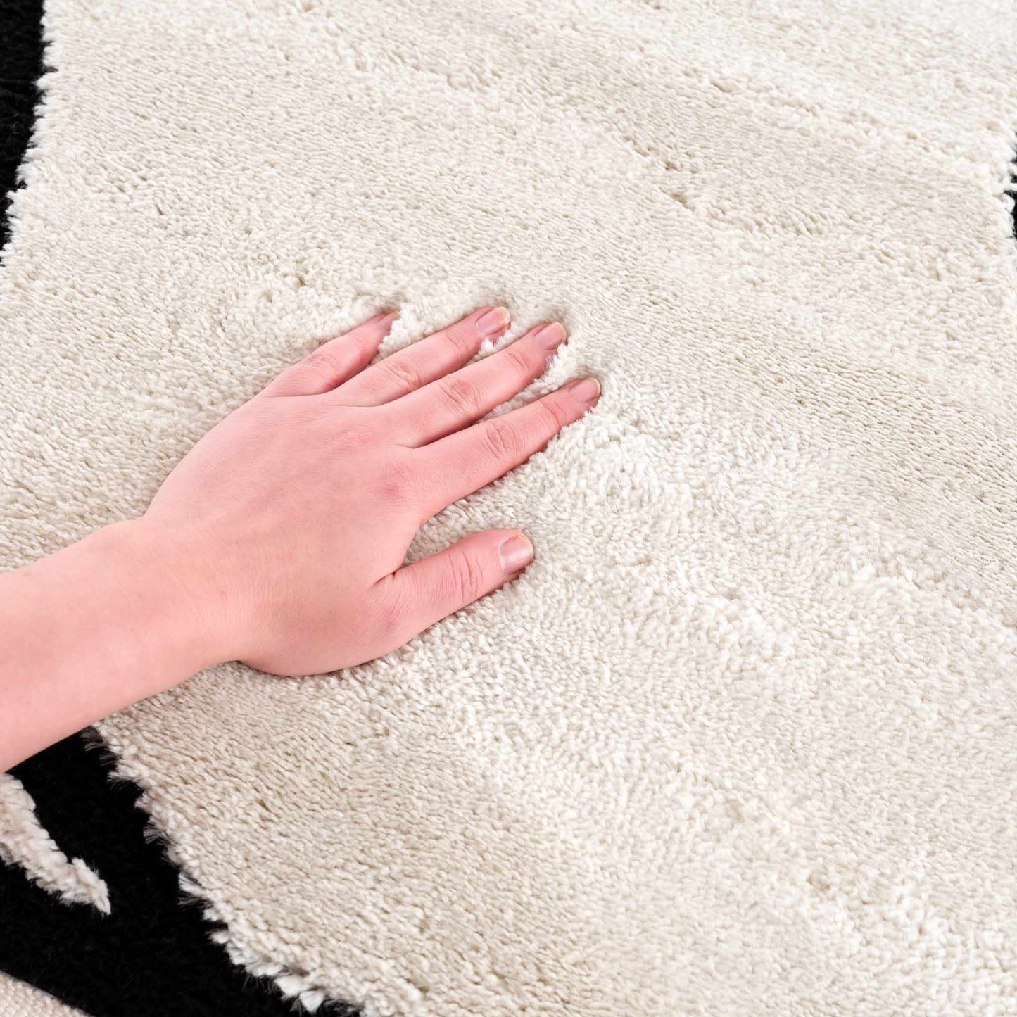 Geometric Area Rug - Azana Black White Modern Home Décor