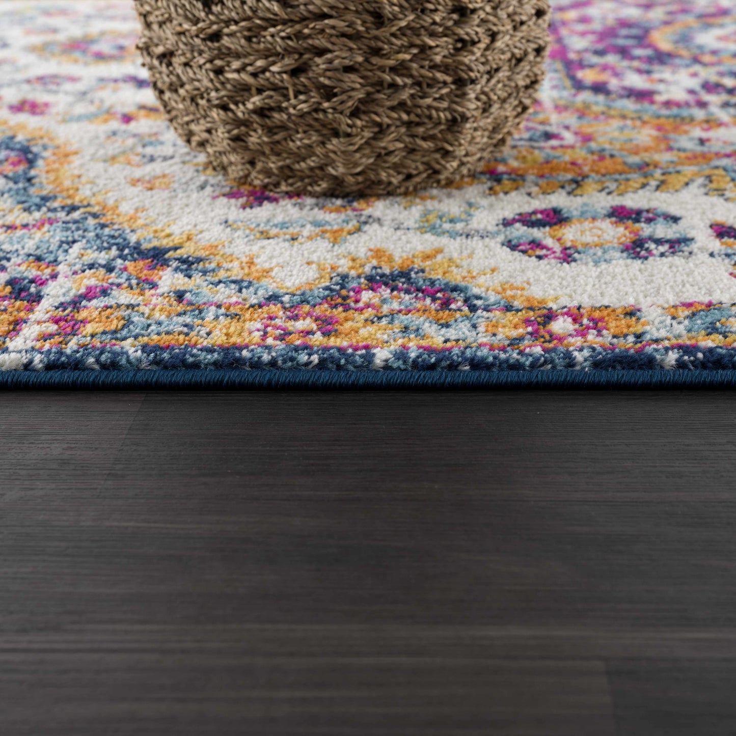 Simsbury Area Rug - Elegant Durable Floor Covering for Stylish Décor