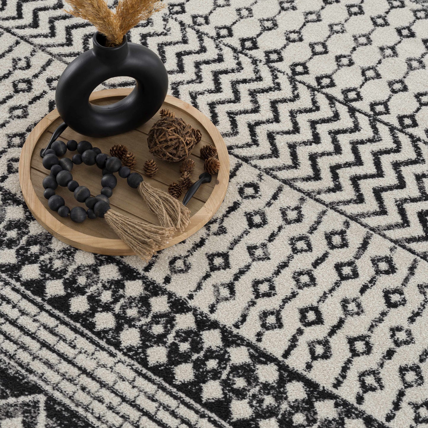Moroccan Constantin Rug - Elegant Handcrafted Design for Cozy Spaces