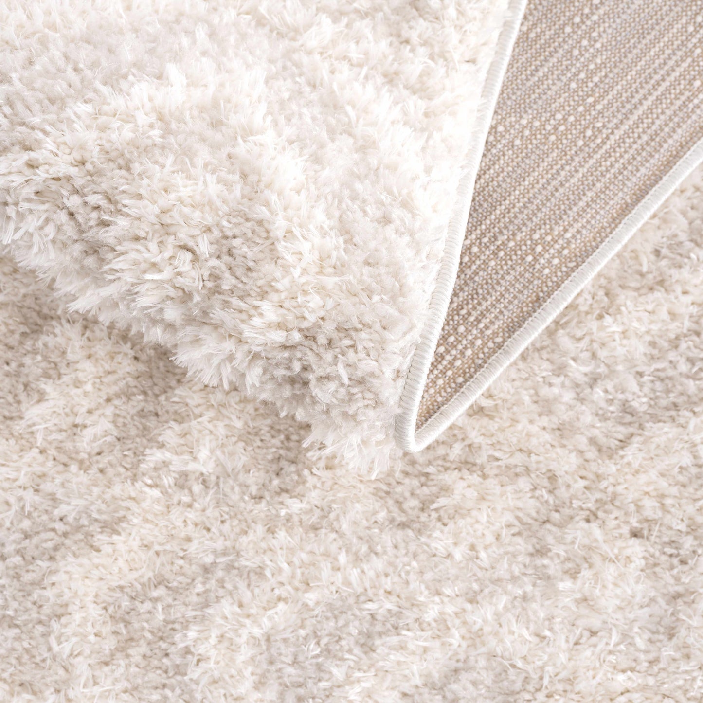 Plush Cream Diamond Area Rug - Cozy Home Decor Rug