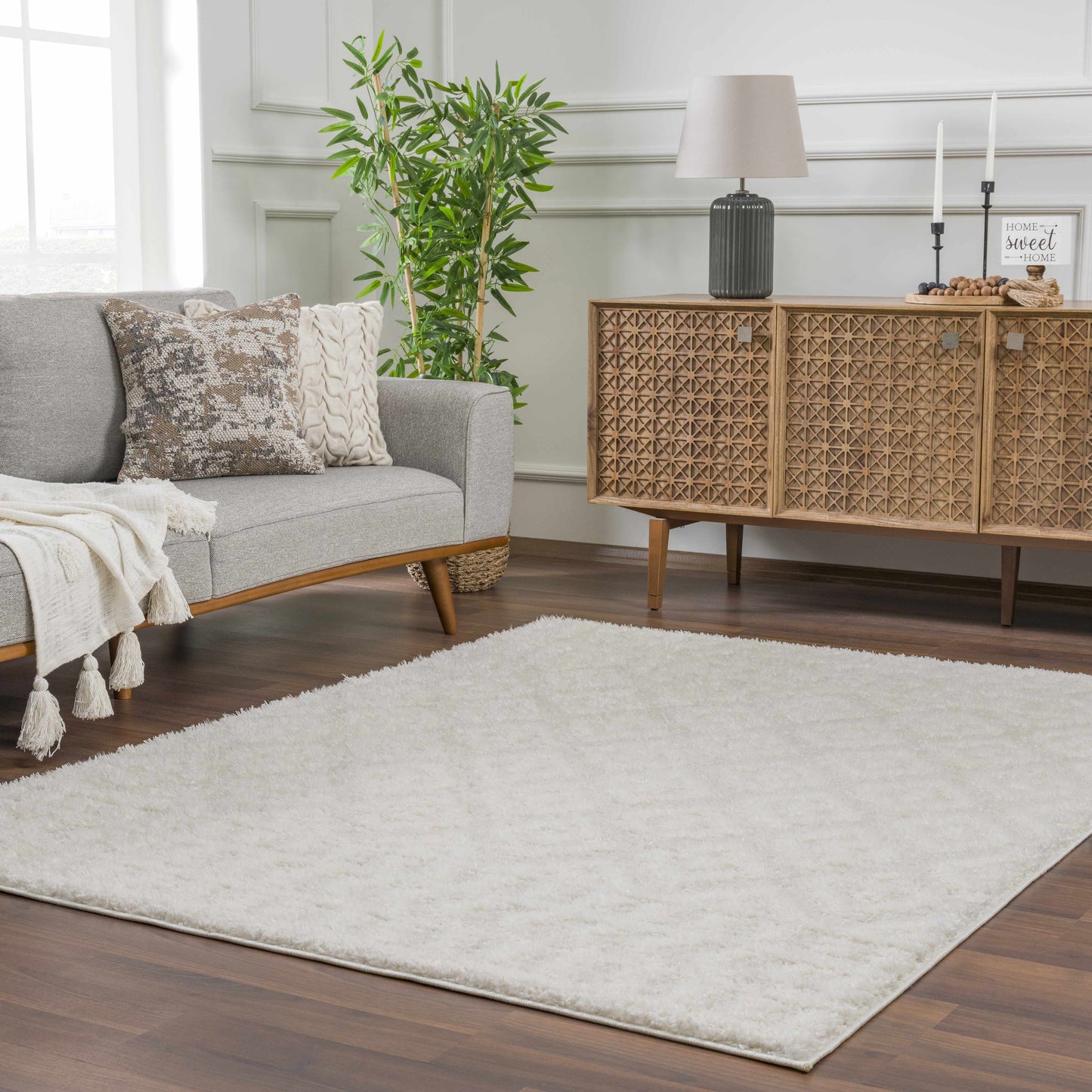 Plush Cream Diamond Area Rug - Cozy Home Decor Rug