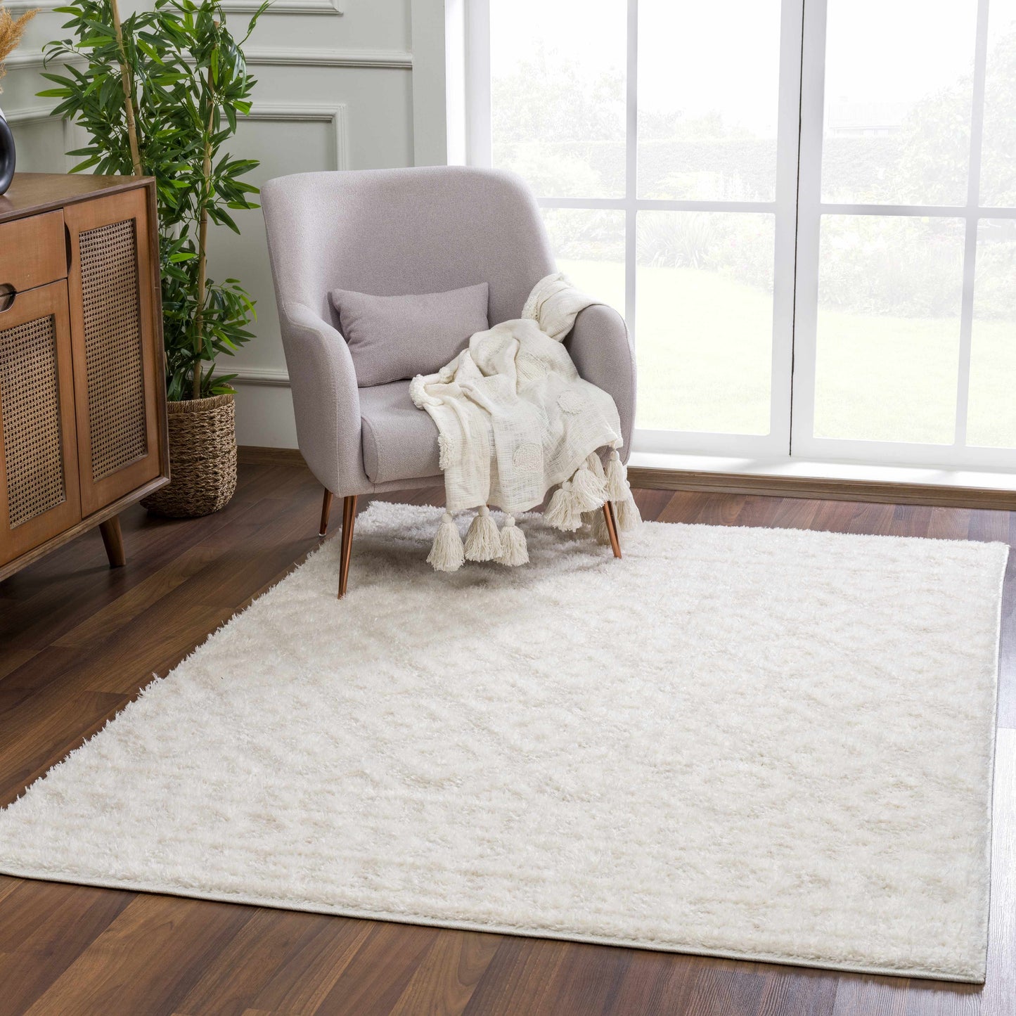 Plush Cream Diamond Area Rug - Cozy Home Decor Rug