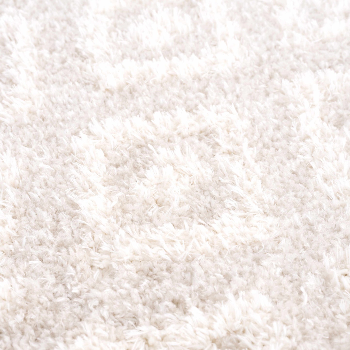 Plush Cream Diamond Area Rug - Cozy Home Decor Rug