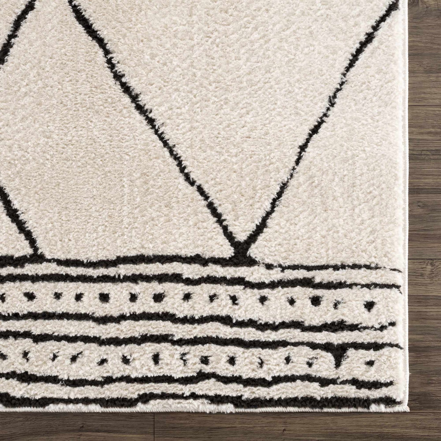 Geometric Area Rug - Black White Modern Home Decor