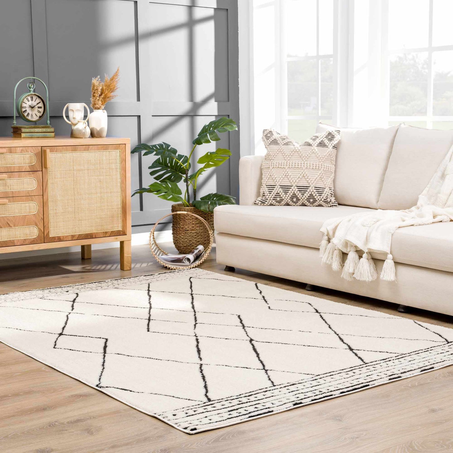 Geometric Area Rug - Black White Modern Home Decor