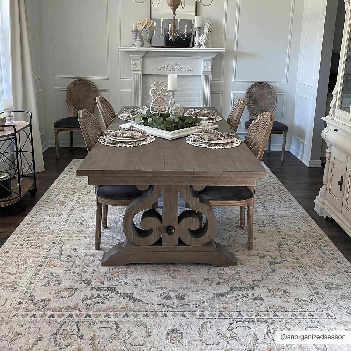 Washable Cream Flat Pile Rug - Soft Stylish Area Rug for Home Decor