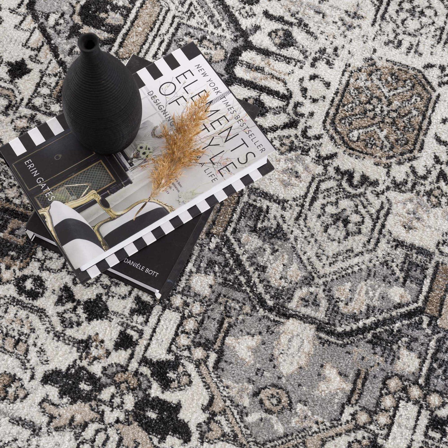 Washable Area Rug - Stylish Durable Easy Clean Rug for Any Room
