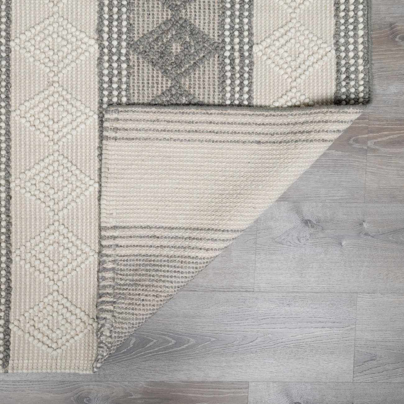 Mineola Wool Area Rug - Soft Durable Stylish Floor Covering