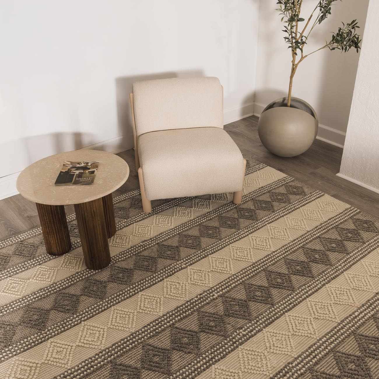 Mineola Wool Area Rug - Soft Durable Stylish Floor Covering