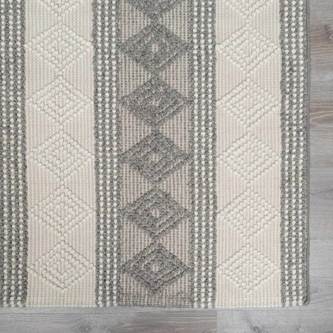 Mineola Wool Area Rug - Soft Durable Stylish Floor Covering
