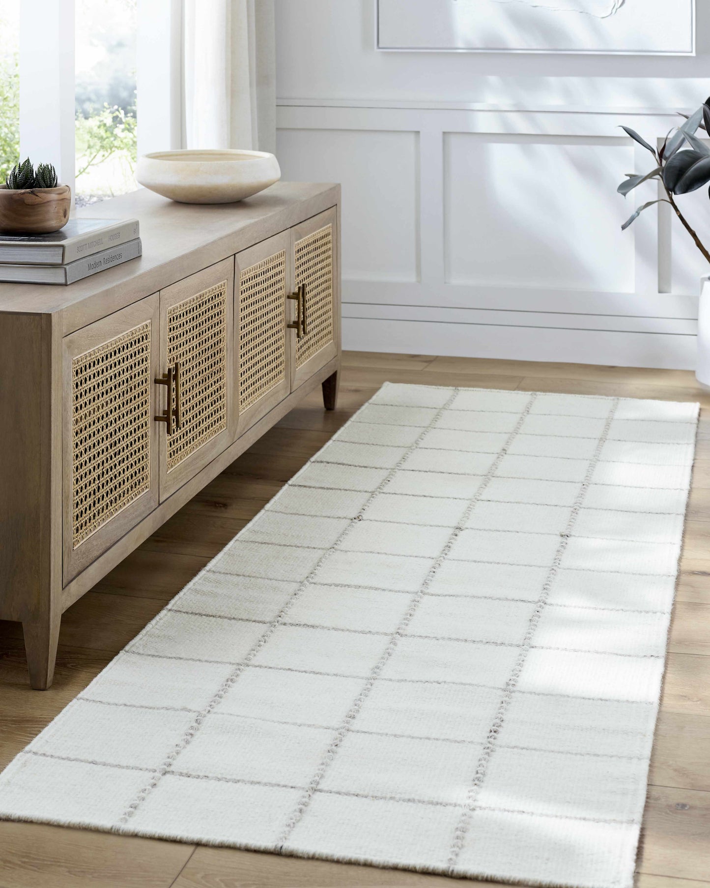 Checkered Wool Rug - White and Gray Nissa Collection