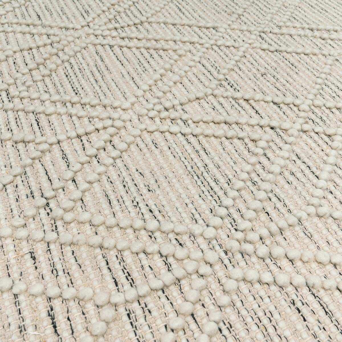 Ramsbury Wool Area Rug - Handcrafted Cozy Home Décor Rug