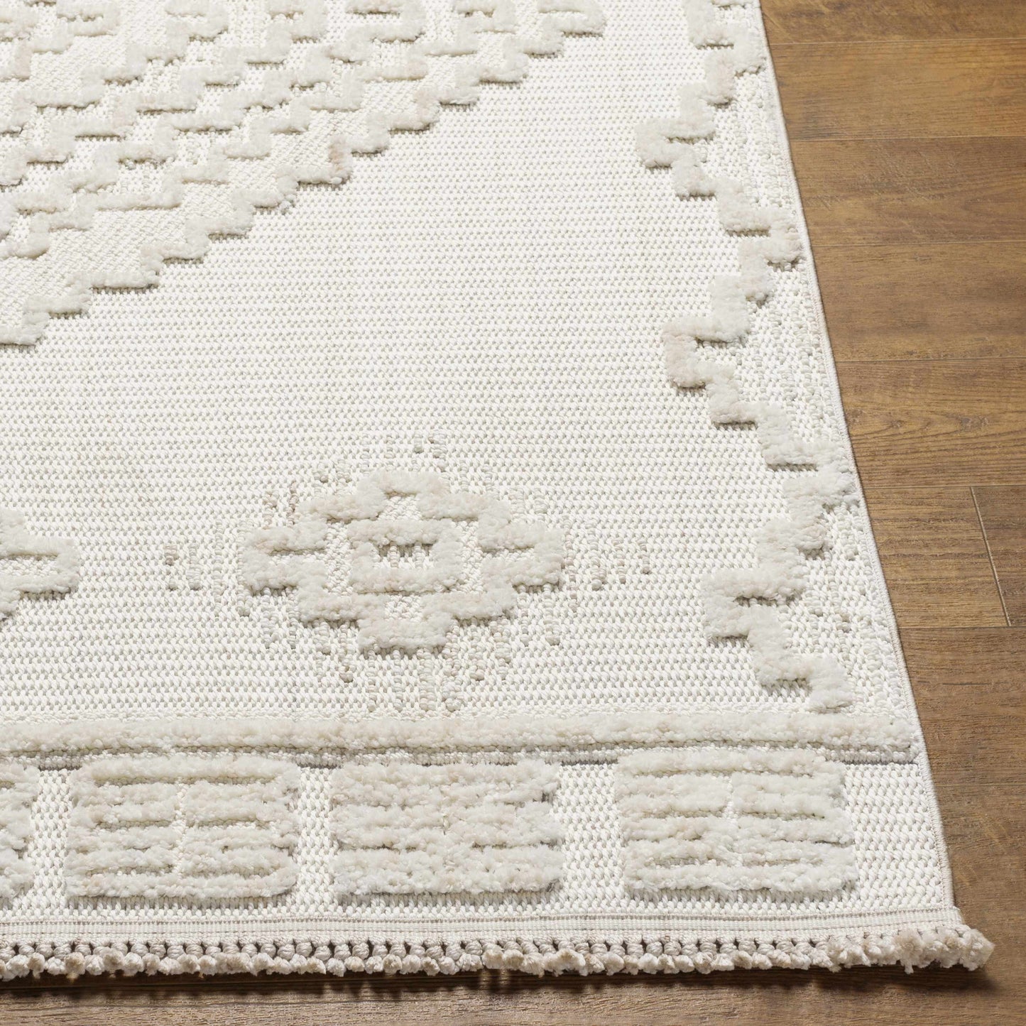 Rustic Area Rug - High-Low Design for Cozy Home Decor