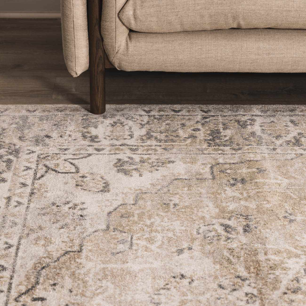 Beige Washable Flat Pile Rug - Stylish Home Décor
