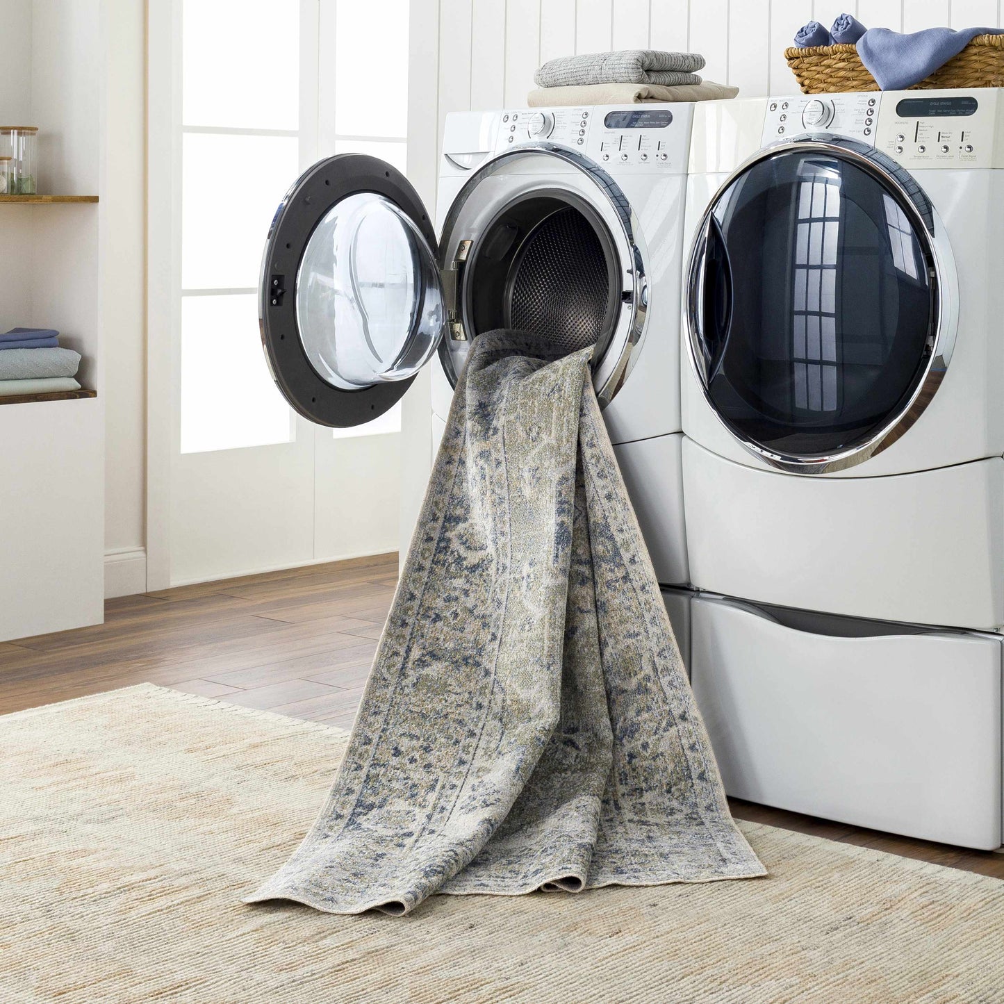 Washable Blue Flat Pile Rug - Stylish Durable Home Decor