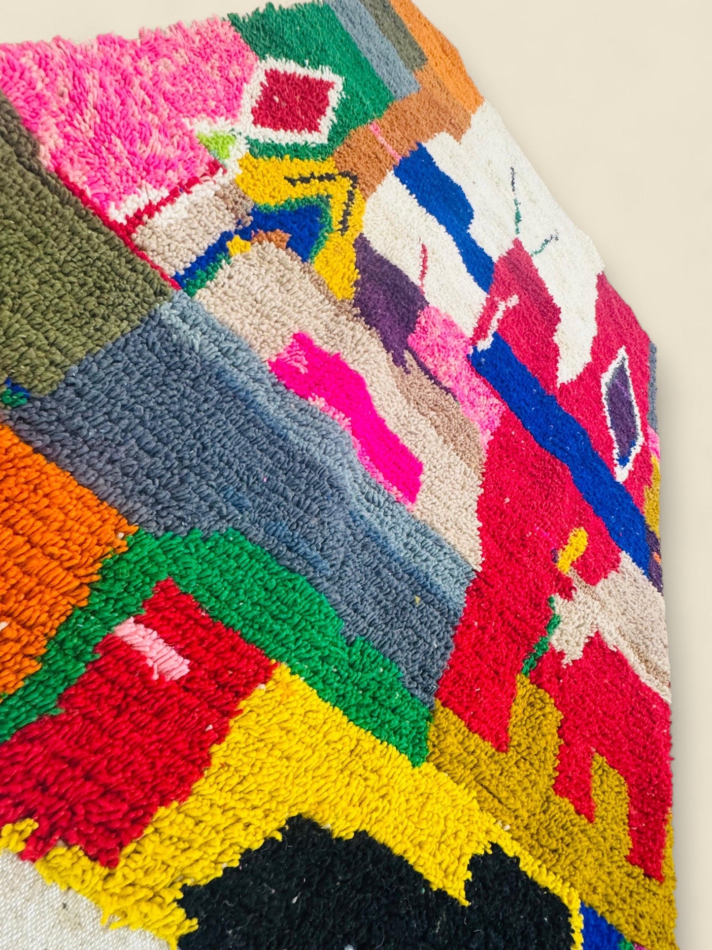 Colorful Moroccan Wool Rug – Tawenza Abstract Boucherouite Style