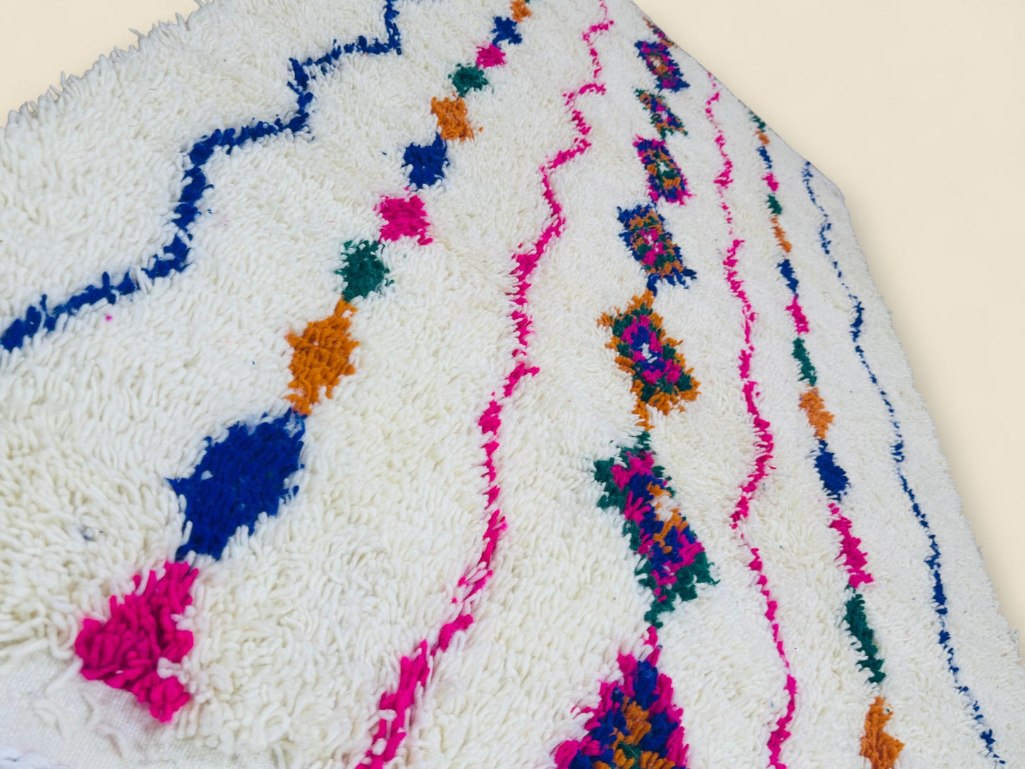 Moroccan Wool Area Rug – Tiziriwen Tribal Design