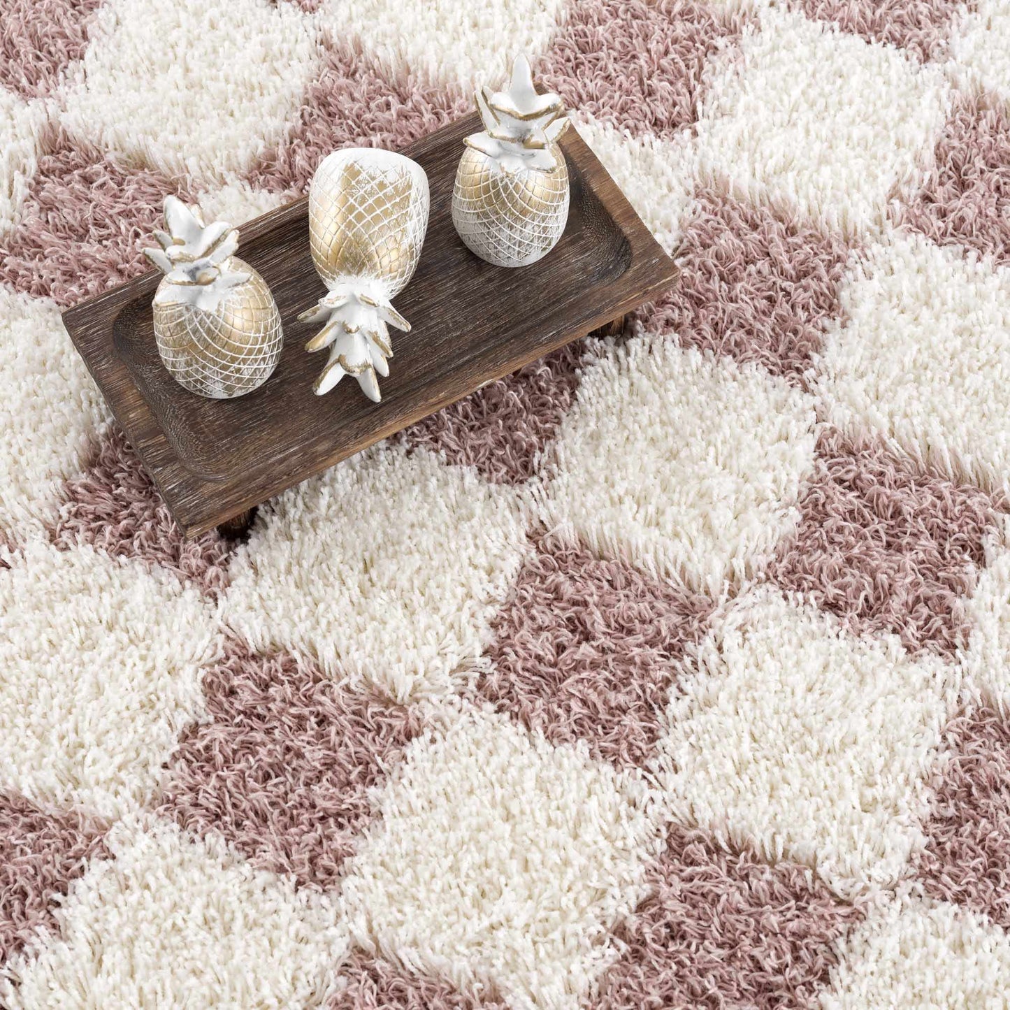 Pink Checkered Shag Rug - Cozy Stylish Room Accent