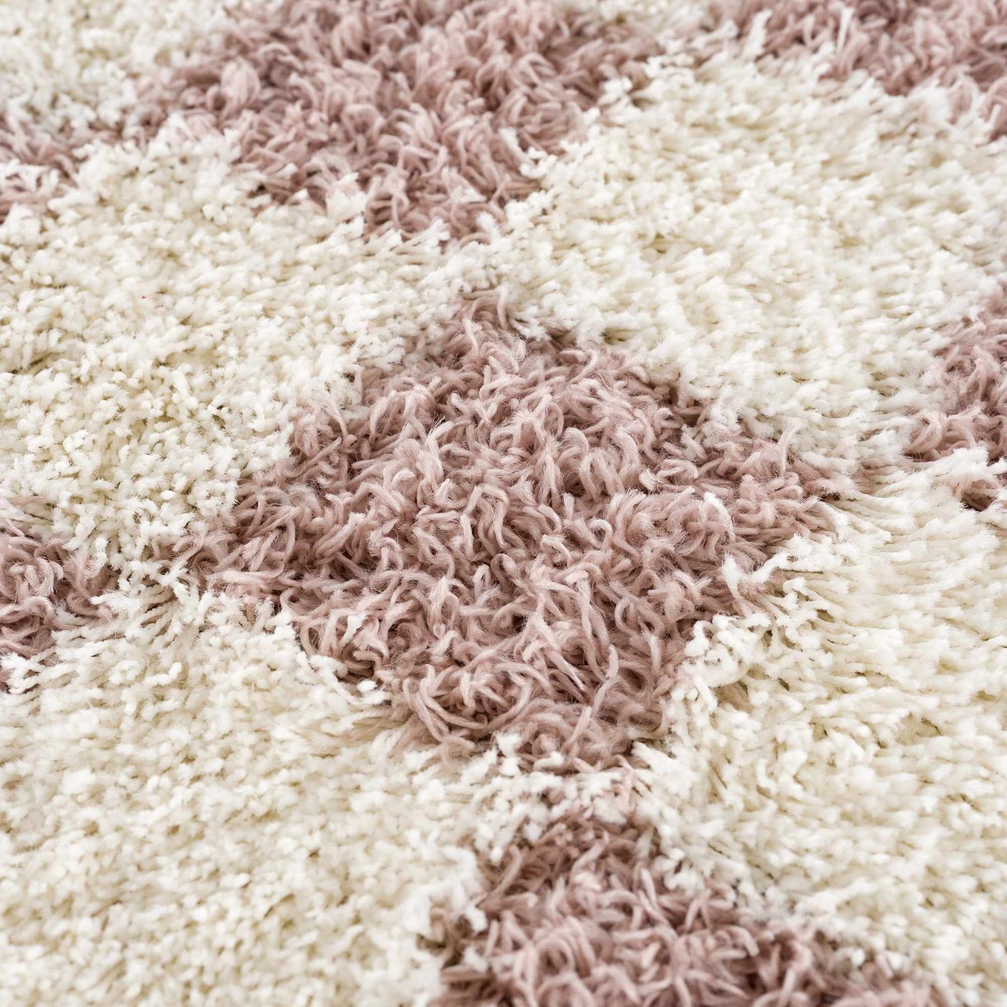 Pink Checkered Shag Rug - Cozy Stylish Room Accent