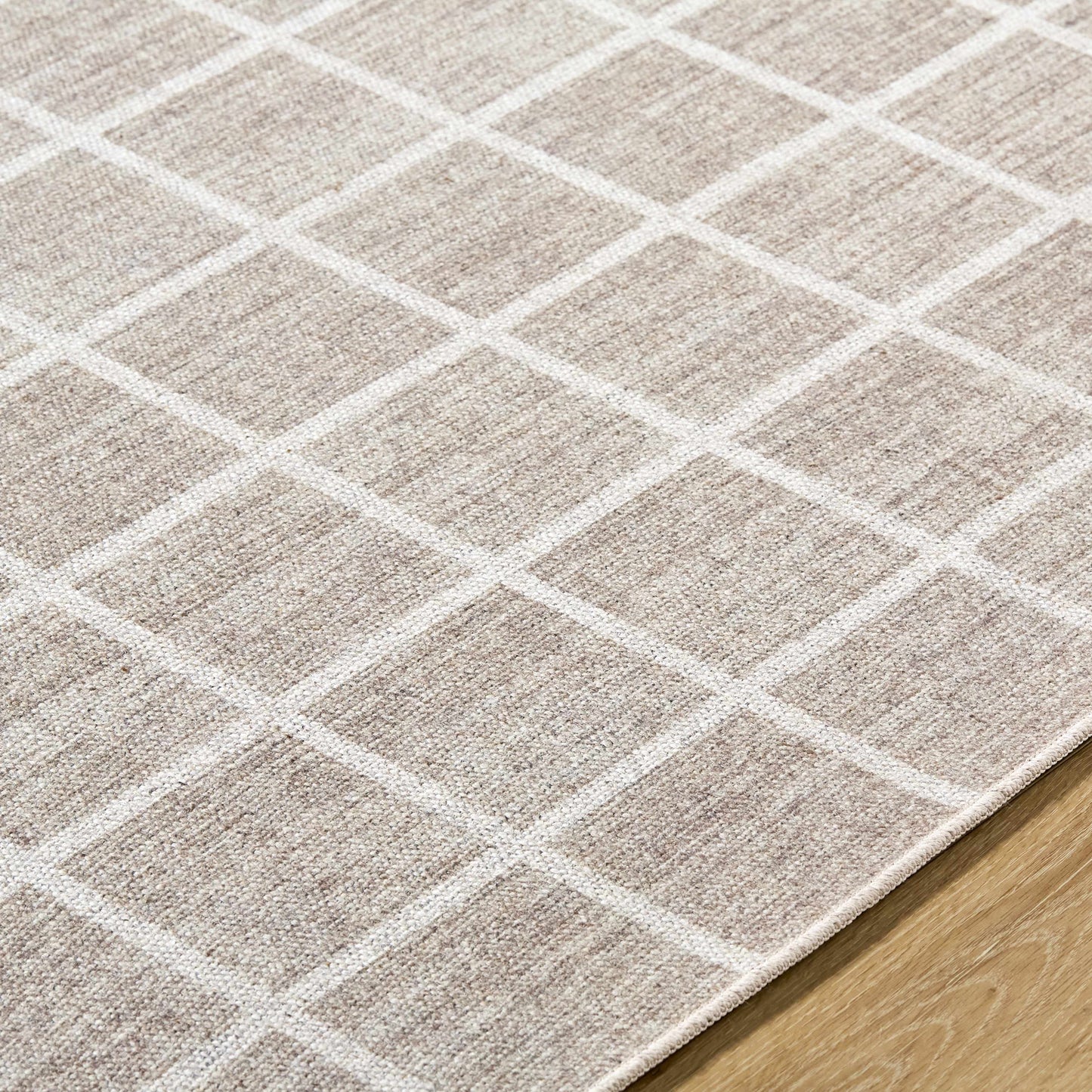 Washable Checkered Wool Area Rug - Stylish Durable Home Decor