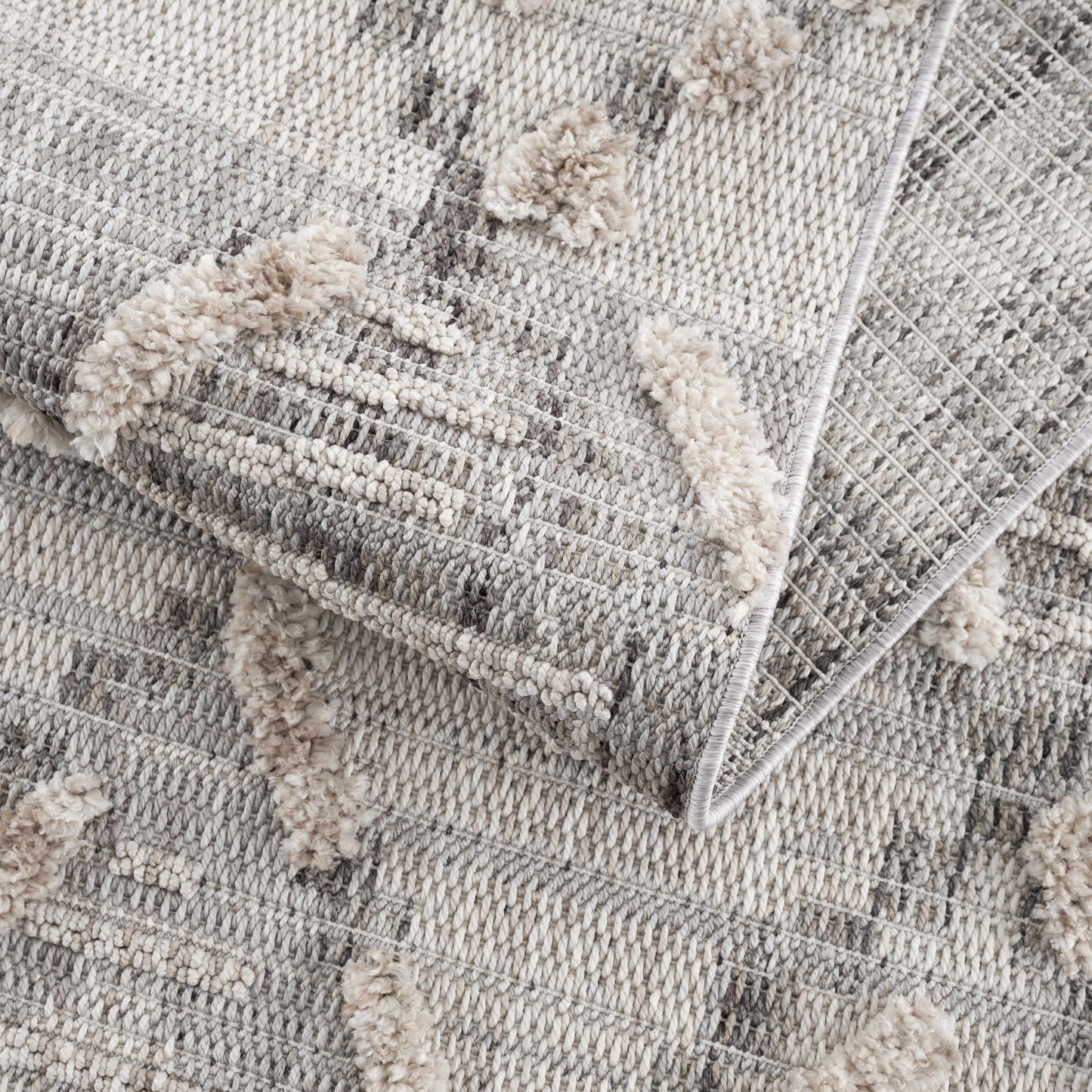 Rustic High-Low Area Rug - Cozy Home Décor Accent