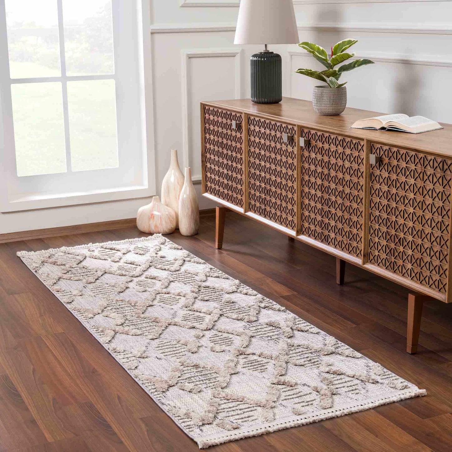 Rustic High-Low Area Rug - Cozy Home Décor Accent