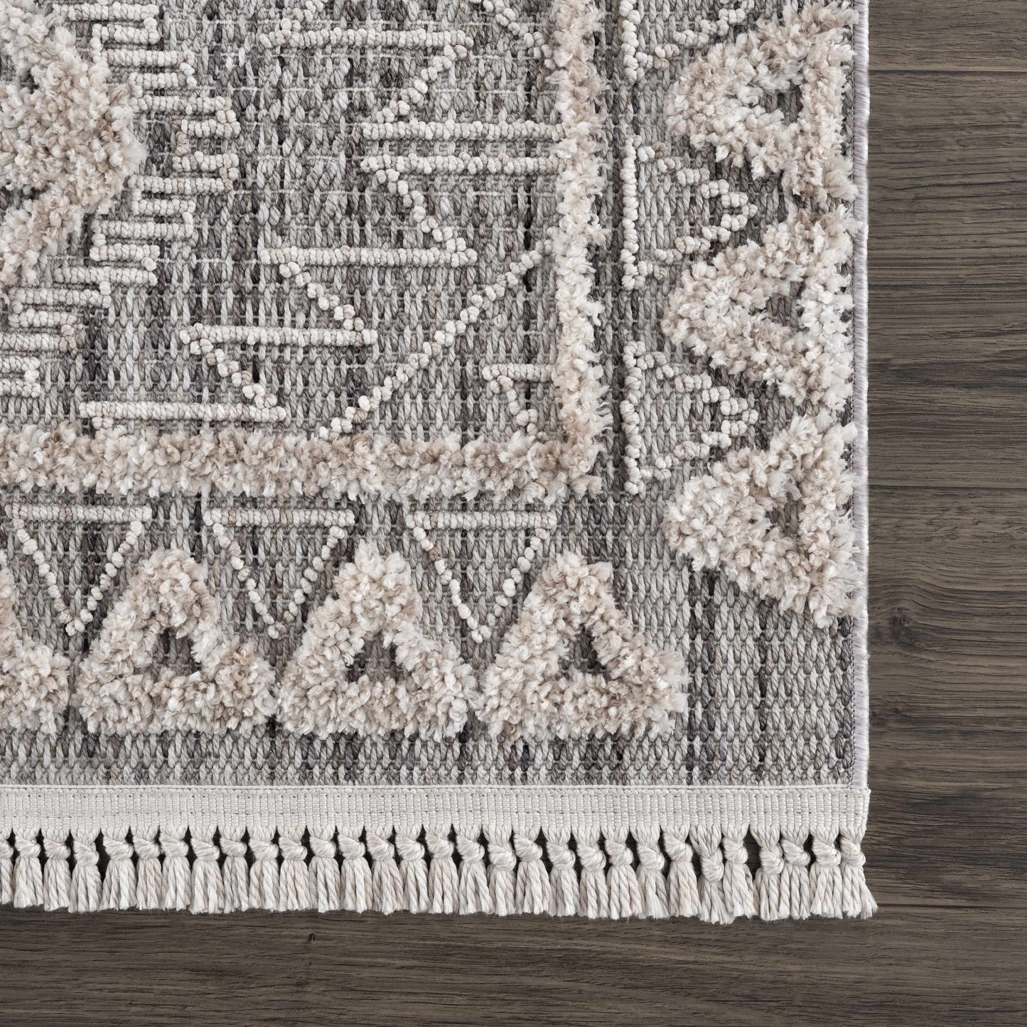 Rustic High-Low Pile Area Rug - Cozy Home Decor Accent