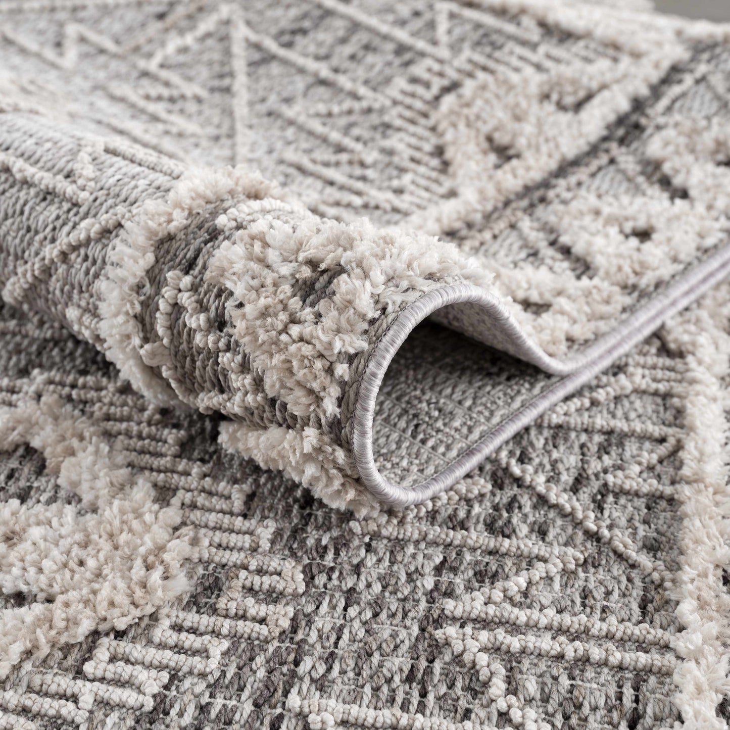 Rustic High-Low Pile Area Rug - Cozy Home Decor Accent