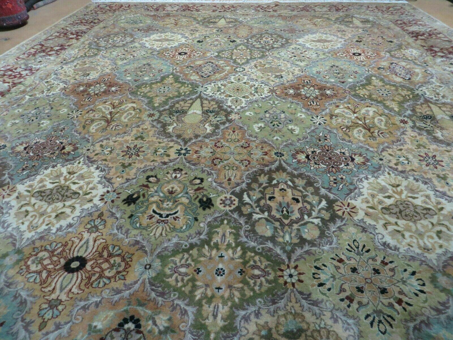 Safavieh Handmade Pakistan Oriental Floral Wool Rug Hand Knotted