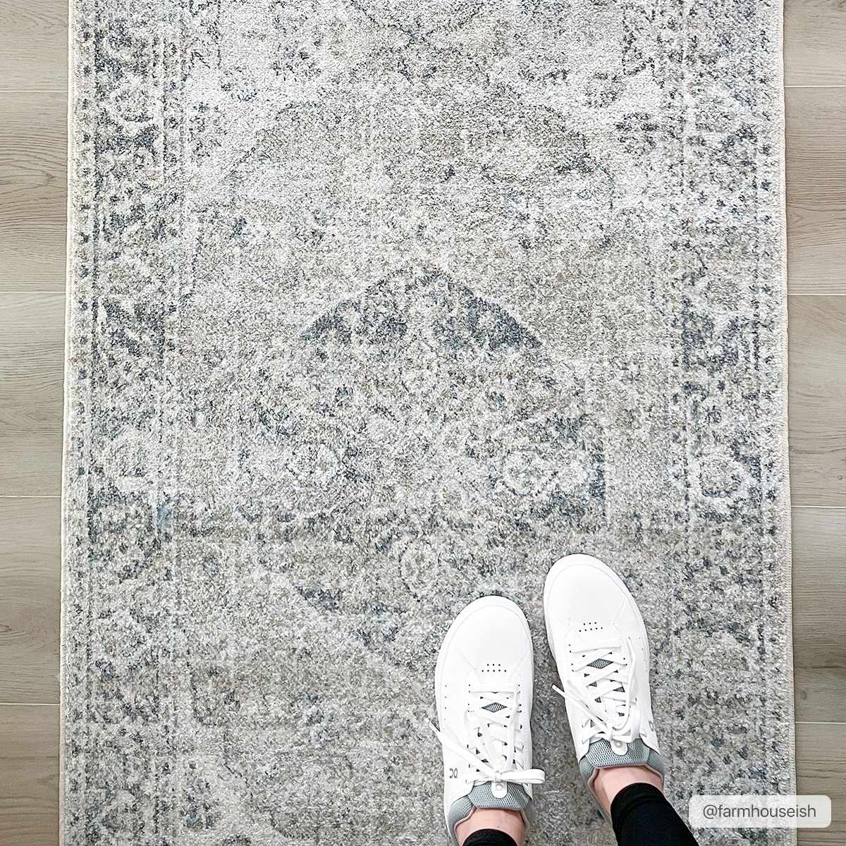 Washable Blue Flat Pile Rug - Stylish Durable Home Decor