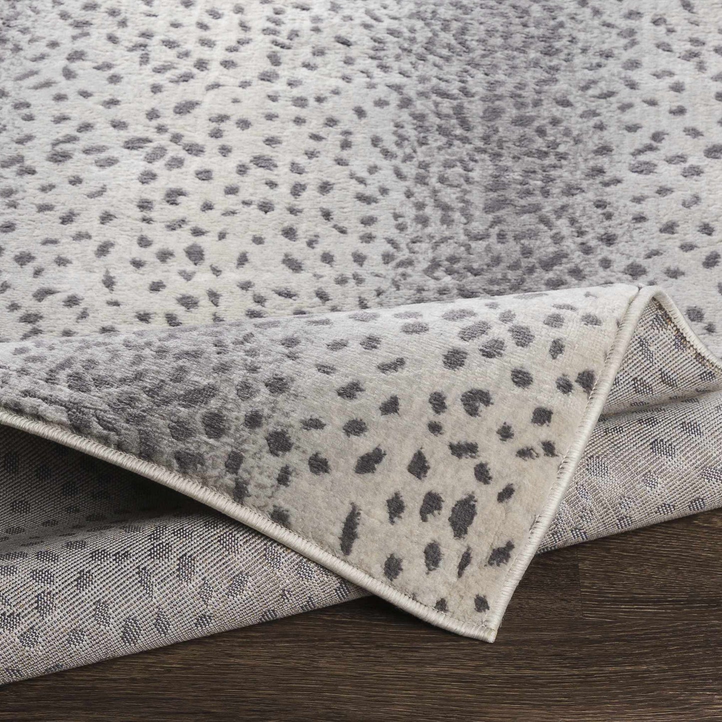 Gray Antelope Print Area Rug - Stylish Decorative Floor Covering