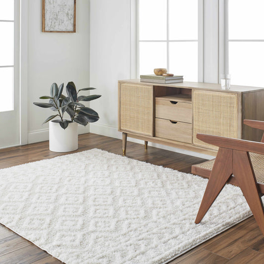 Plush Cream Diamond Area Rug - Cozy Home Decor Rug