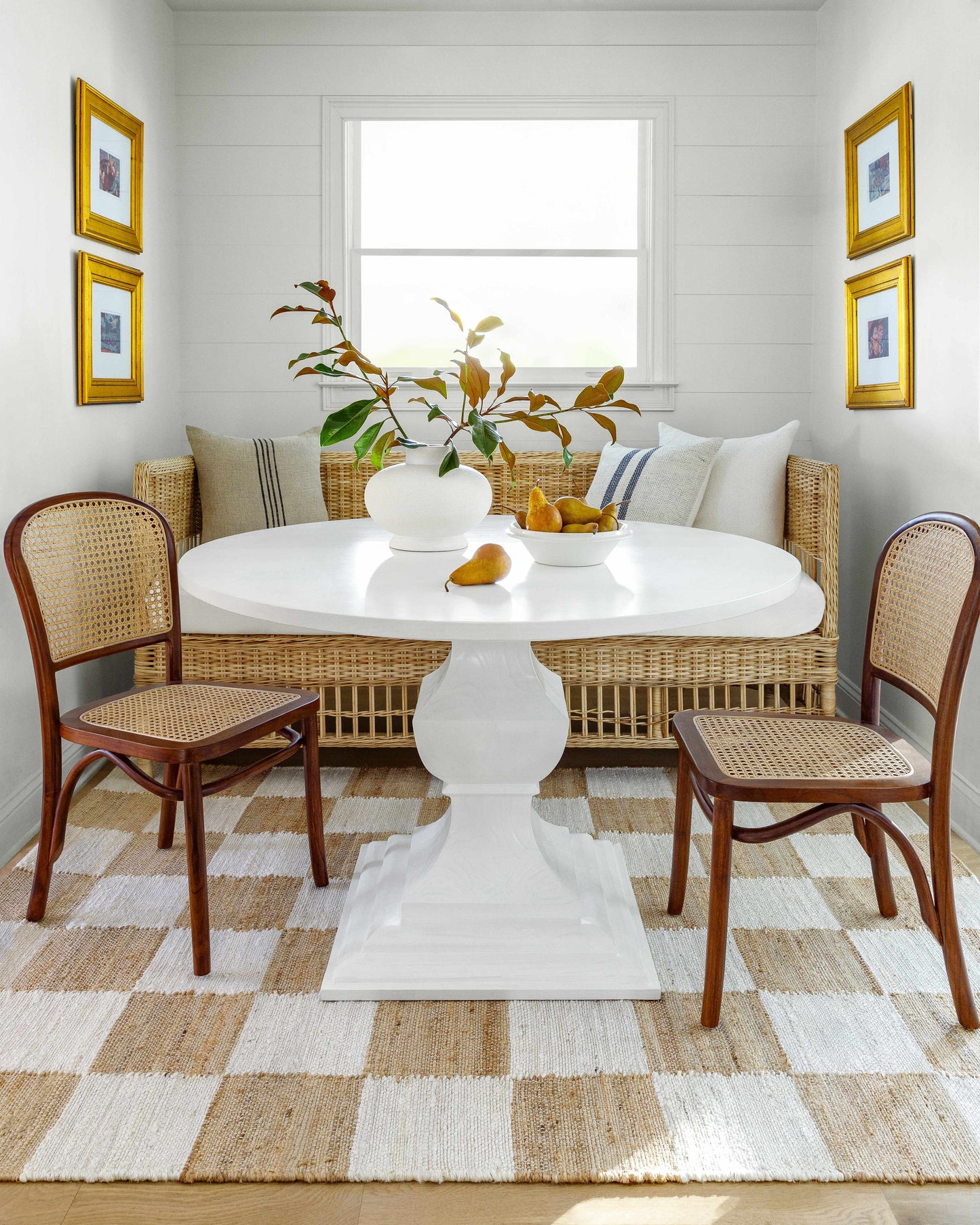 Checkered Jute Area Rug - Eco-Friendly Stylish Floor Decor